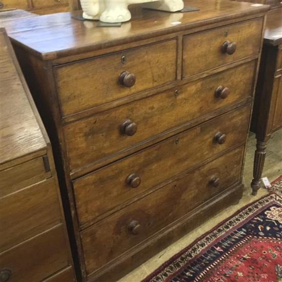 George III mahogany chest of drawers